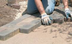 Installing Walkway Pavers