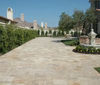 Driveway Paver in Travertine