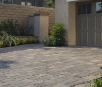 Driveway Paver with Cobblestone Look